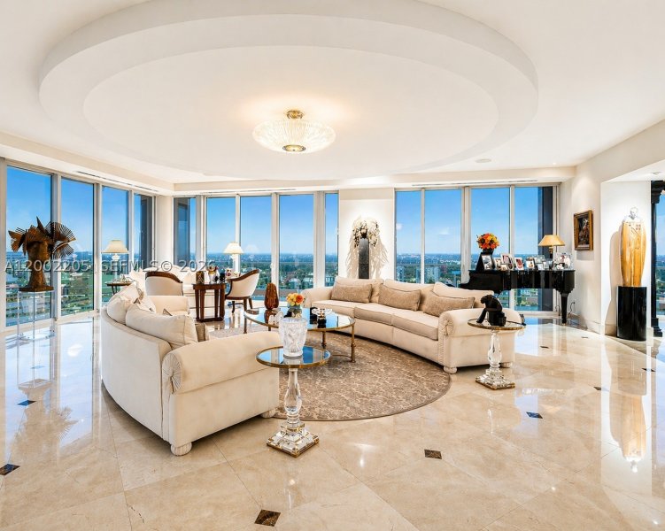 Condos for sale at 7000 Williams Island