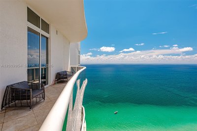 Comprar apartamento no Trump Tower Two 4302