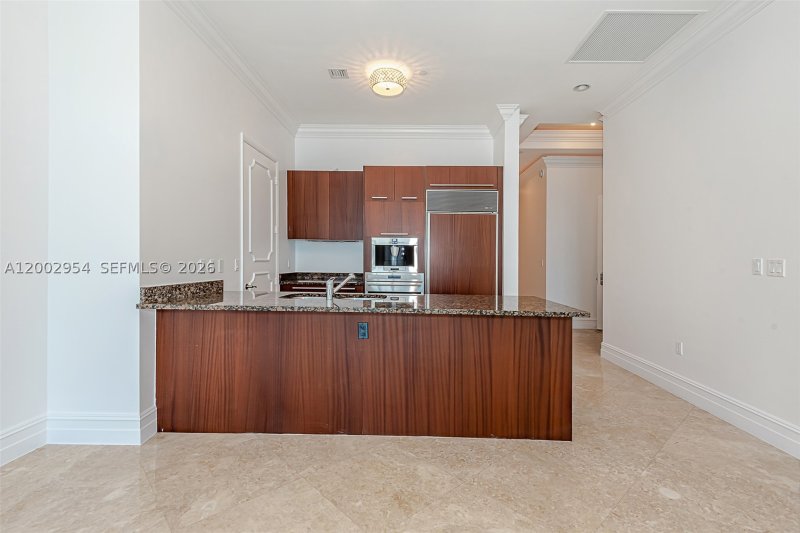 Comprar apartamento no Trump Tower Two 4302