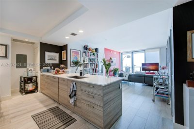 Comprar apartamento no Hyde Midtown 1607
