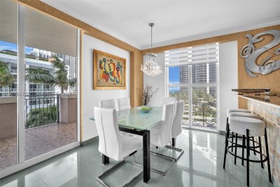 Comprar apartamento en King David 707