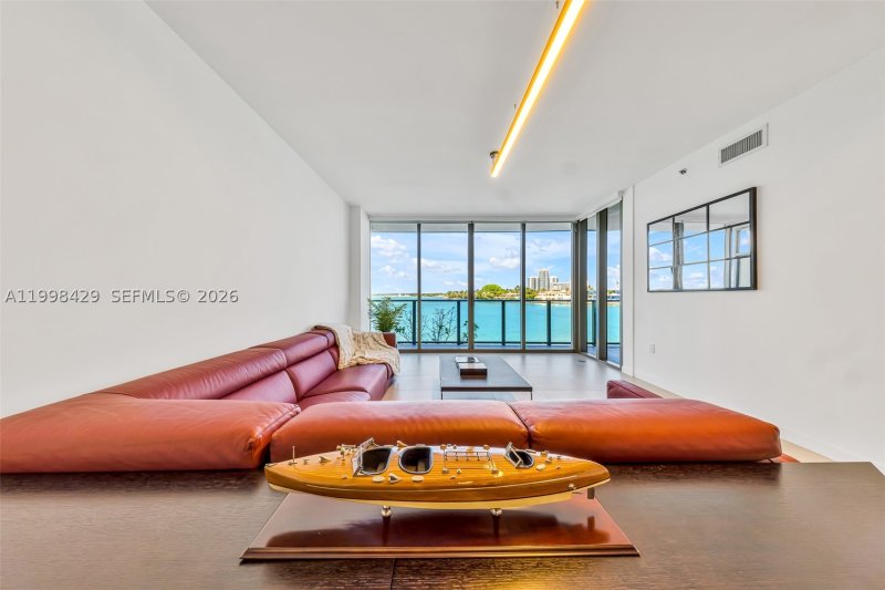 Comprar apartamento en Onda Bay Harbor Islands 304