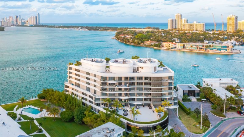 Comprar apartamento en Onda Bay Harbor Islands 304