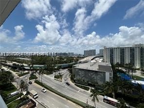 Comprar apartamento en Aventura Beach Club 934