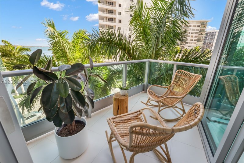 Condo for sale at Jade Brickell 408