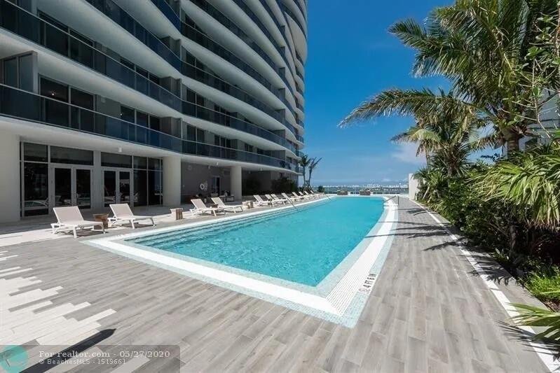 Condo for sale at Aria on The Bay 905