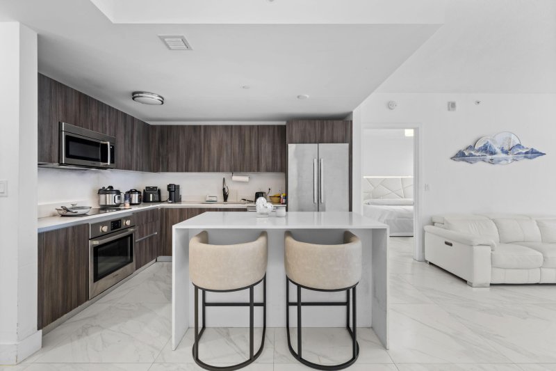 Condo for sale at Aria on The Bay 905