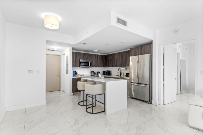 Condo for sale at Aria on The Bay 905
