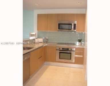 Comprar apartamento no Avenue on Brickell 1050 Tower 2312