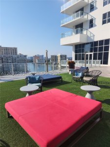 Comprar apartamento en Hyde Beach House R2905