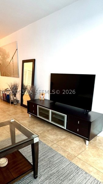 Apartment for rent at Sian Ocean Residences PH3