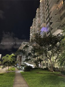 Comprar apartamento en Bayview Towers B811