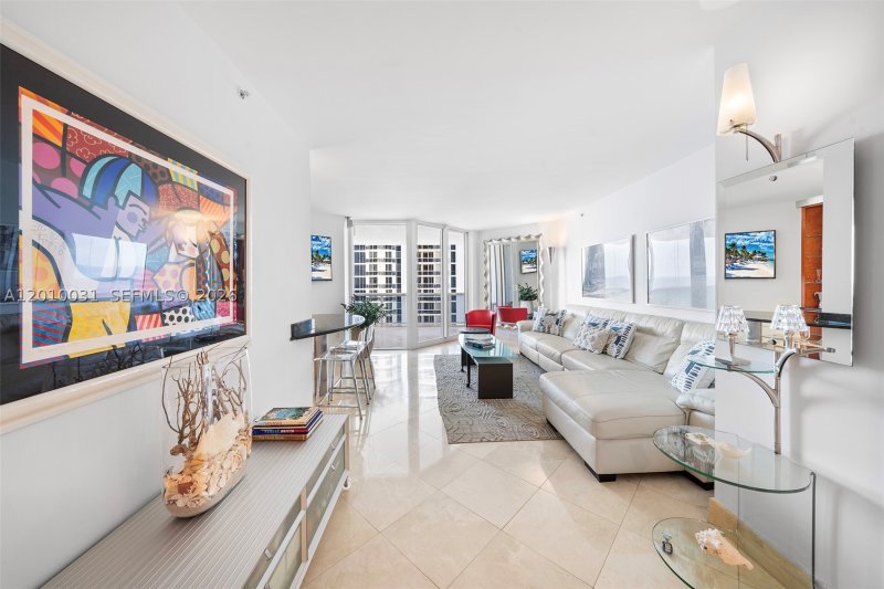 Apartment for rent at Blue Diamond Condo 2404