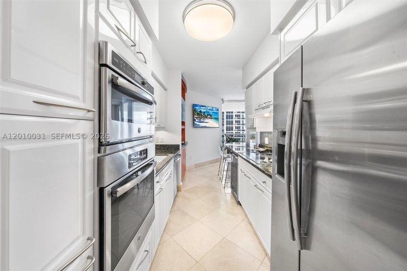 Apartment for rent at Blue Diamond Condo 2404