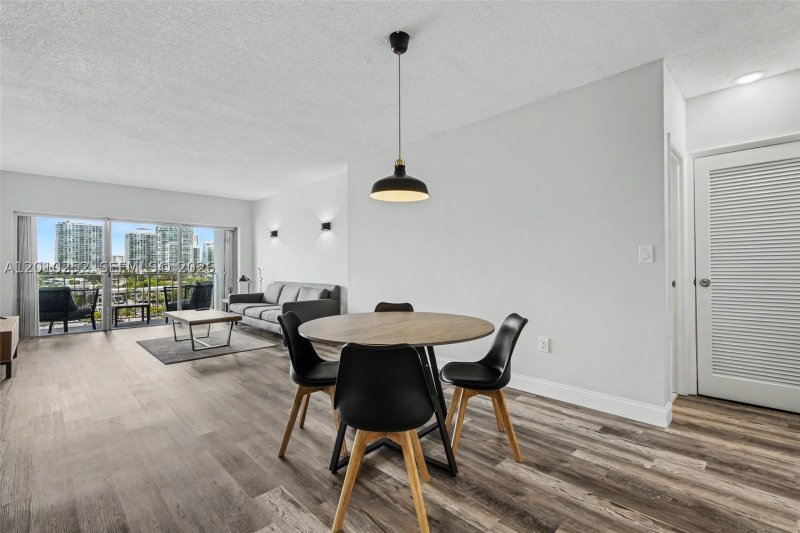 Comprar apartamento en Arlen House 727