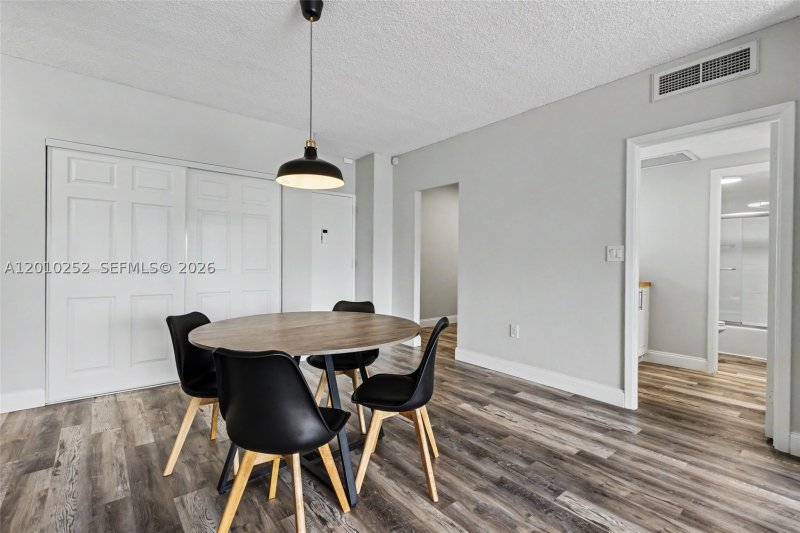 Comprar apartamento en Arlen House 727