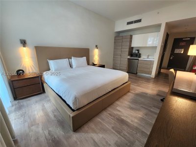 Comprar apartamento no Costa Hollywood S207