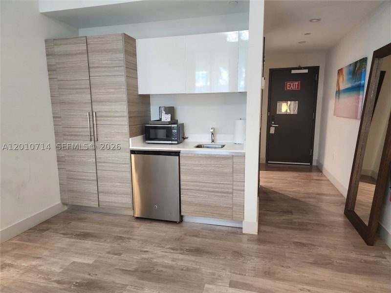 Condo for sale at Costa Hollywood S207