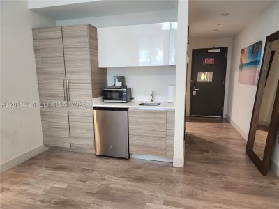 Comprar apartamento no Costa Hollywood S207