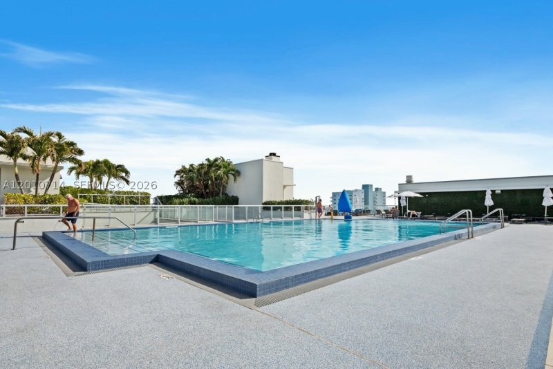 Condo for sale at Costa Hollywood S207