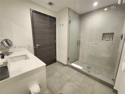 Comprar apartamento no Costa Hollywood S207