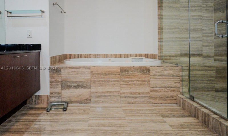 Alquiler de apartamento en Trump Tower Two 1102