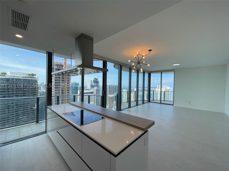 Apartment for rent at Brickell Flatiron PH5908