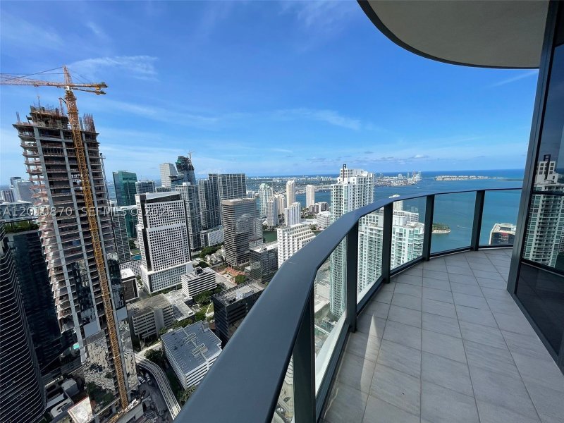 Apartment for rent at Brickell Flatiron PH5908