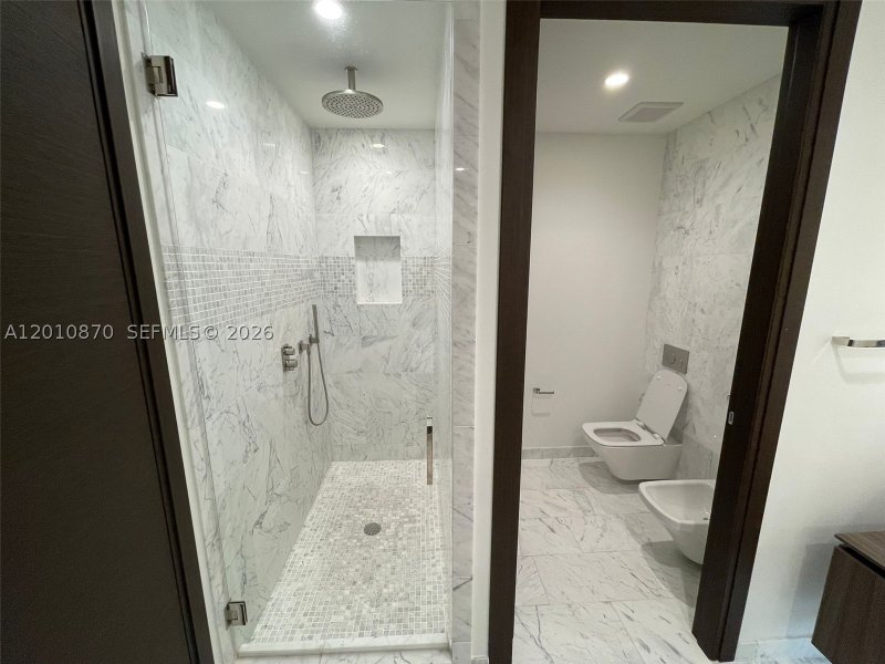 Apartment for rent at Brickell Flatiron PH5908
