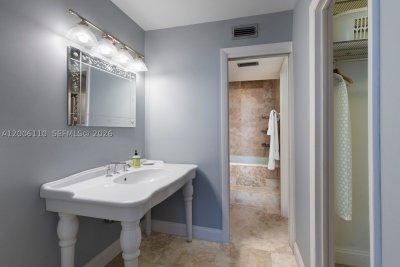 Comprar apartamento en Island Terrace LE