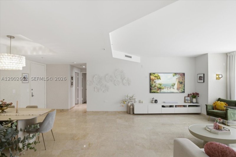 Apartment for rent at Courts Brickell Key 409
