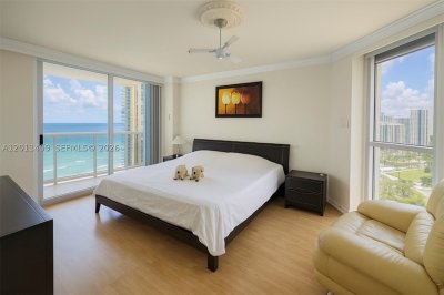 Aluguel de apartamento no Sands Pointe 2301