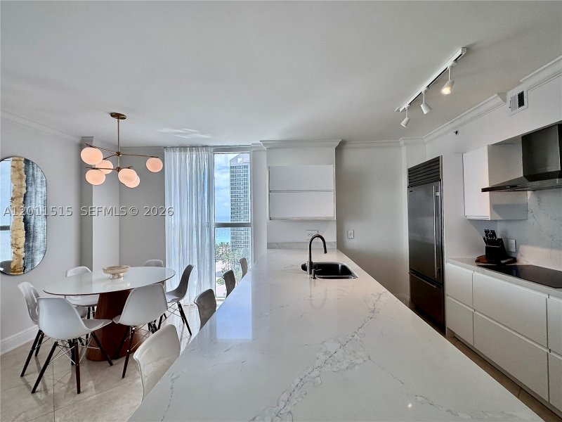 Apartment for rent at King David UPH7