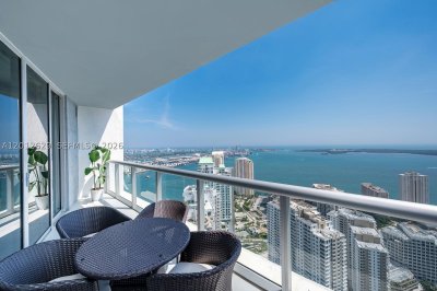 Comprar apartamento no Icon Brickell Tower I 5305