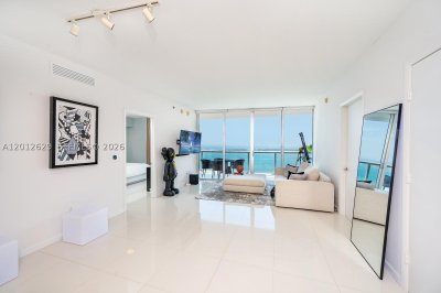 Comprar apartamento no Icon Brickell Tower I 5305