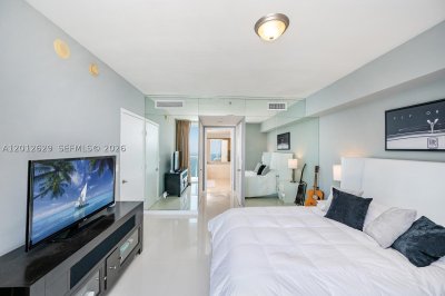 Comprar apartamento no Icon Brickell Tower I 5305
