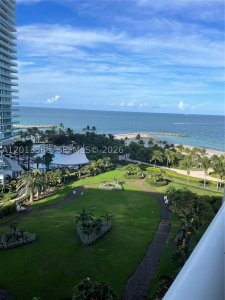 Harbour House Apt #901