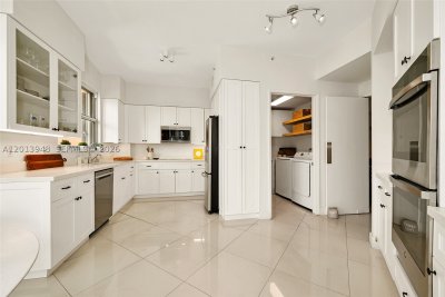 Alquiler de apartamento en Ocean Club Lake Villa Two 406
