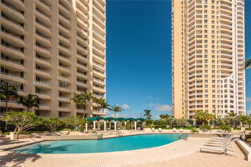 Apartment for rent at One Tequesta Point 211