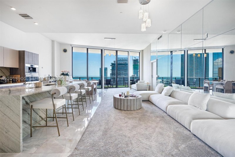 Comprar apartamento en SLS Lux Brickell 5702