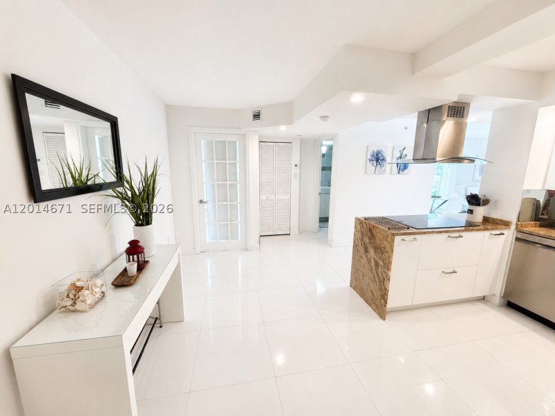 Alquiler de apartamento en The Collins Condo 614