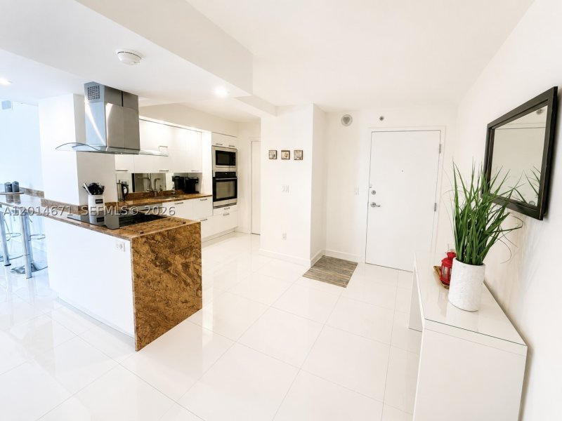 Alquiler de apartamento en The Collins Condo 614