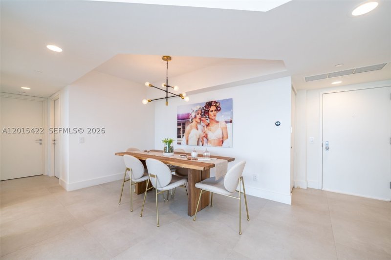 Comprar apartamento en North Tower at The Point 3107