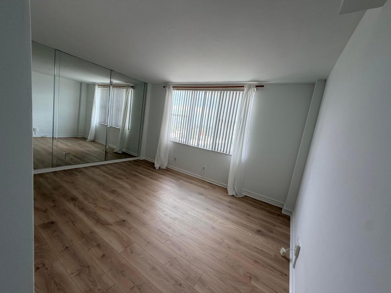 Apartment for rent at Carlisle On The Ocean 913