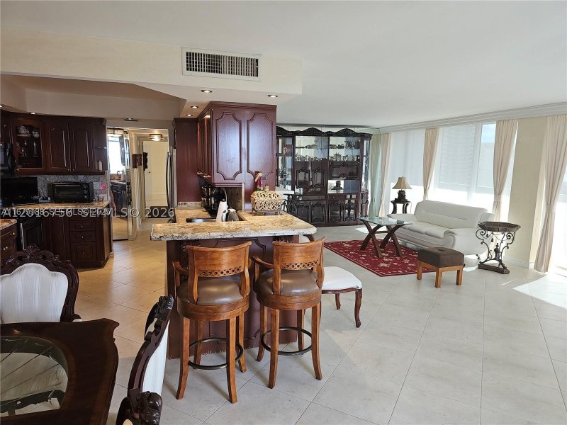 Apartment for rent at Avant Garde PH1