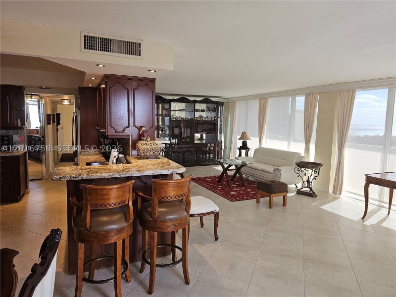 Apartment for rent at Avant Garde PH1