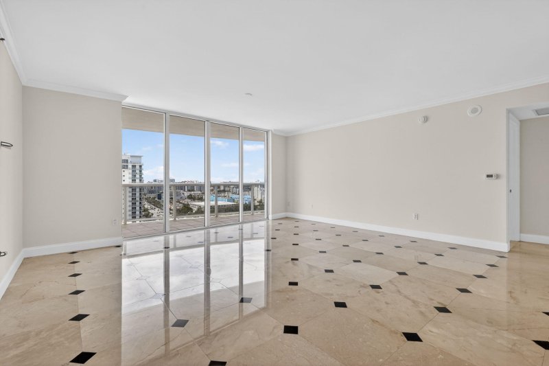Apartment for rent at Ocean Three 2303