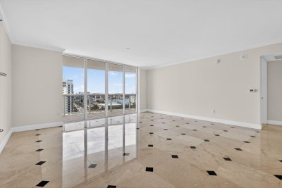 Aluguel de apartamento no Ocean Three 2303