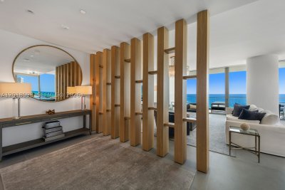 Comprar apartamento no 2000 Ocean 7B