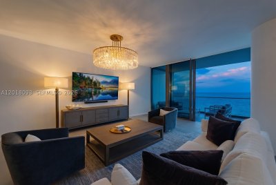 Comprar apartamento no 2000 Ocean 7B